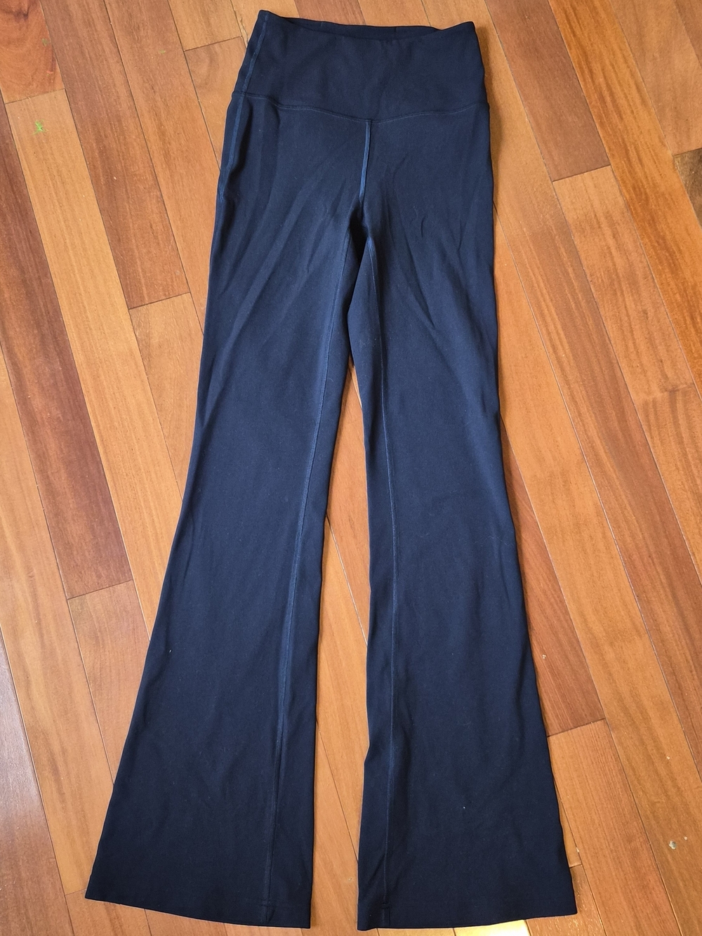 Lululemon Groove Pants Flare Yoga Pants Pre-Owned Size 4